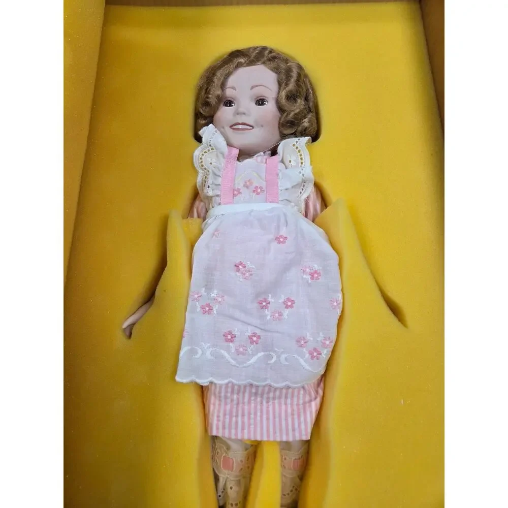 Ideal 1982 Shirley Temple Americas Sweetheart Porcelain Doll Original Box 17